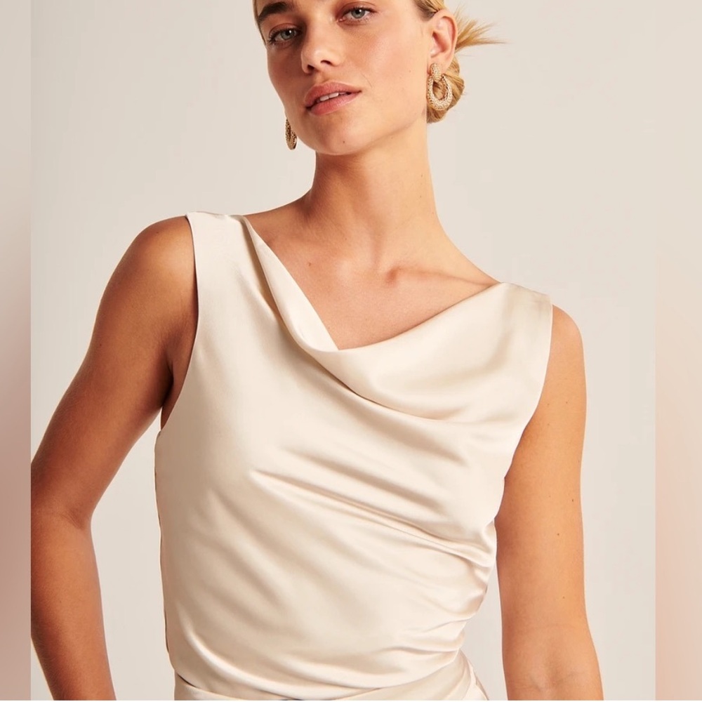 Abercrombie and Fitch satin cowl neck set top